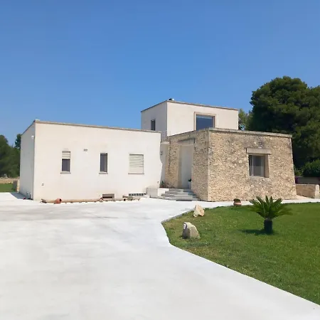 9 Cavalieri Apartmán Maglie